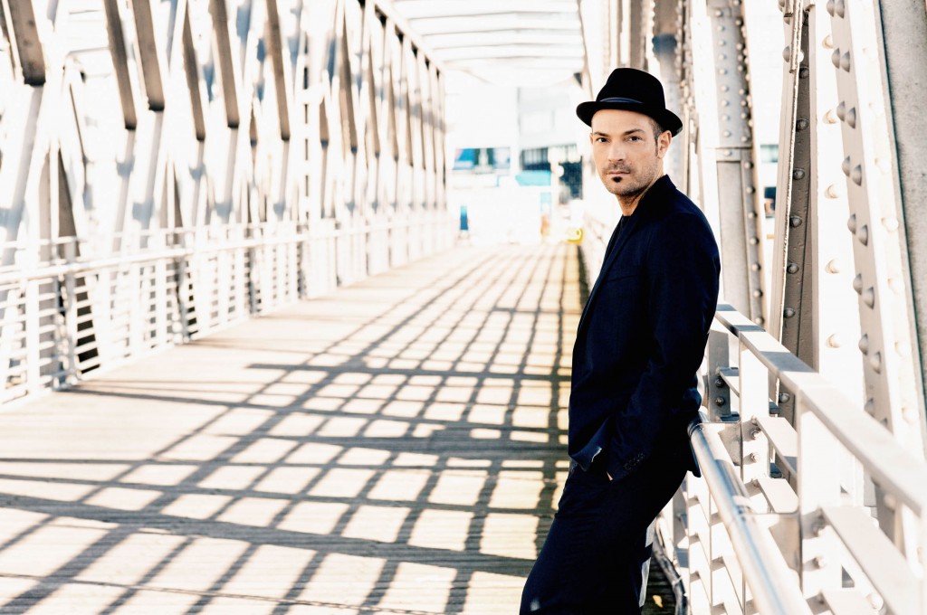 Roger-Cicero_Foto_Mathias_Bothor_4c-2s
